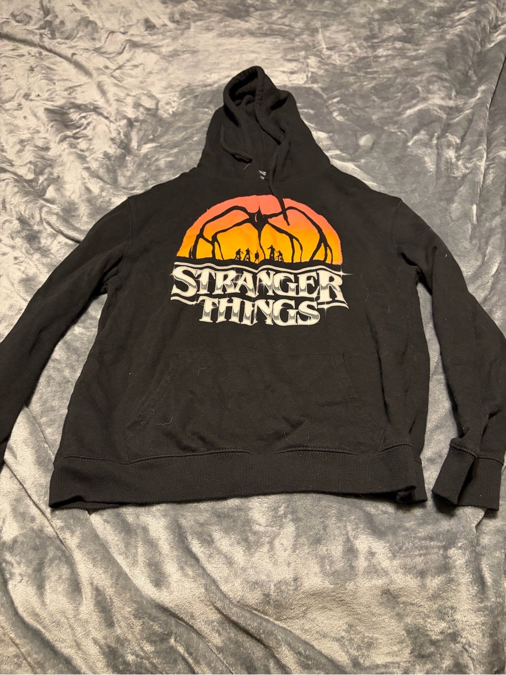Stranger Things Graphic Crewneck Sweatshirt - Black